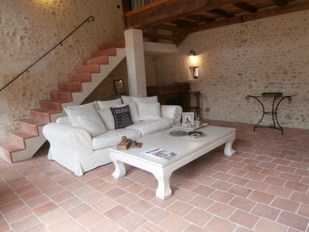 Bed and Breakfast La Tale Chahaignes Экстерьер фото