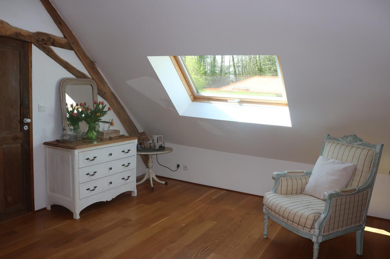 Bed and Breakfast La Tale Chahaignes Экстерьер фото